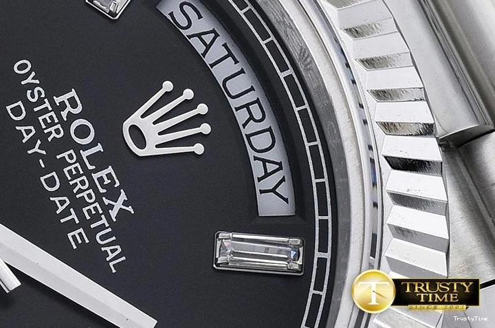 1104 RDD0206B – DayDate Bright 672